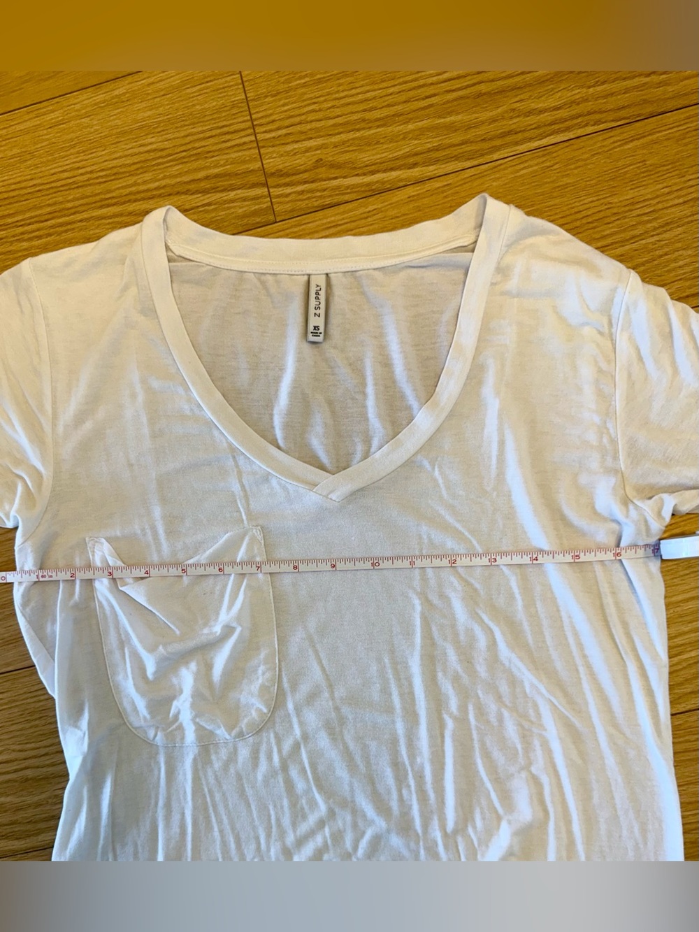 Z SUPPLY Classic White V-Neck Pocket Tee - Women's XS - EUC - Picture 4 of 7